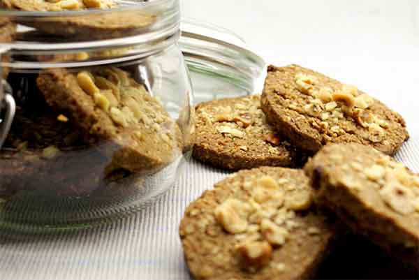 Biscotti con noccioli